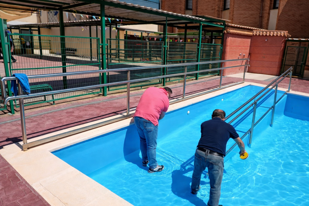 Construcción y mantenimiento de piscinas en Granada